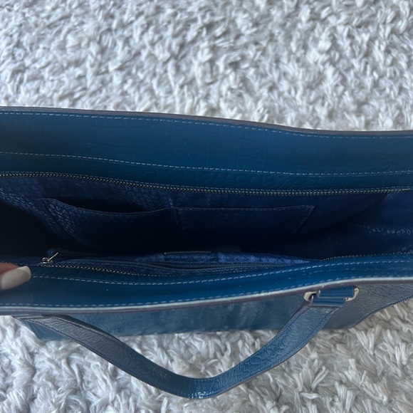 BLUE Authentic Kate Spade shoulder bag - Picture 2 of 3